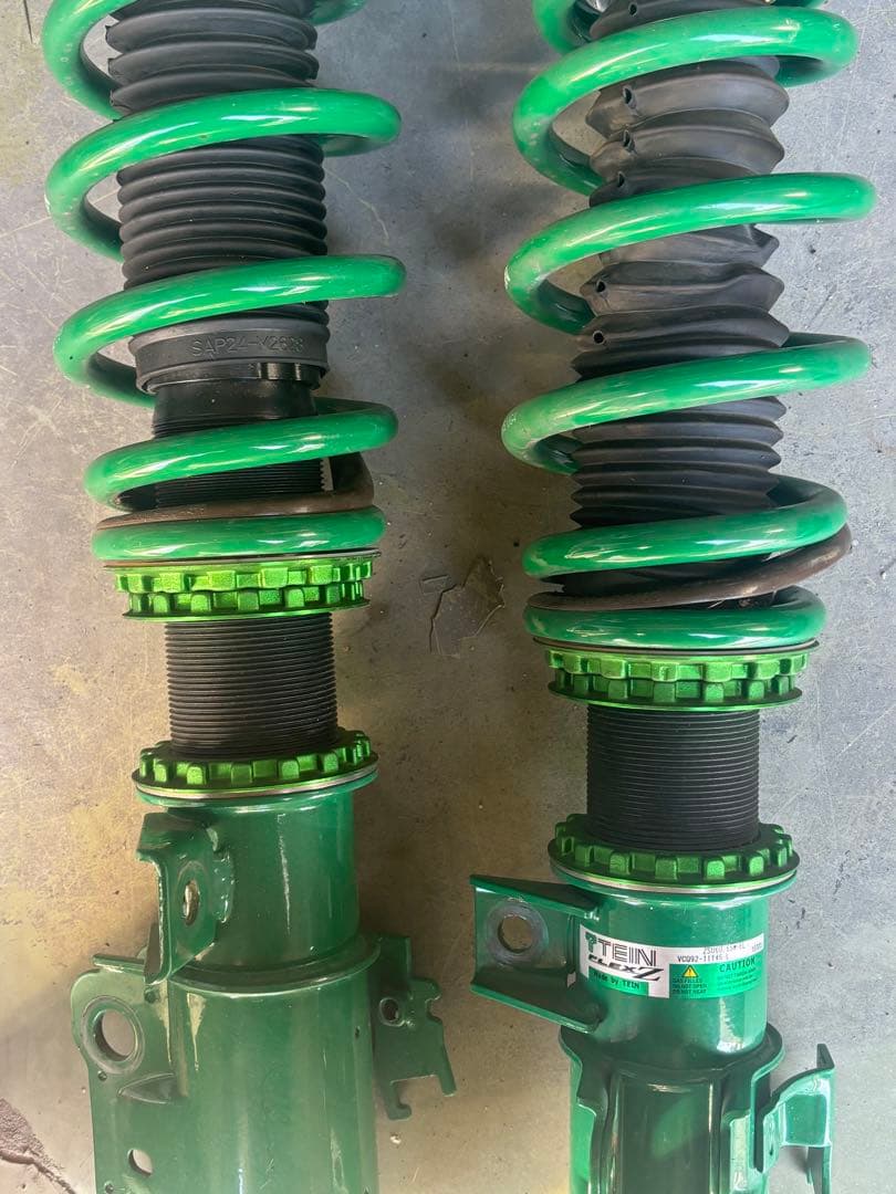 TEIN Flex Z 60 ハリアー　車高調