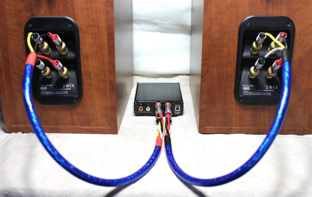 わたる　5500α　ZONOTONE　1.8m2本　2出力4入力用です。