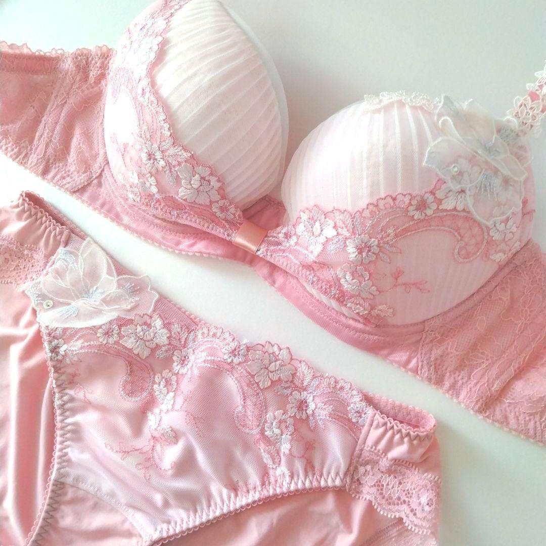 【新品】ワコール《パルファージュ》リボンブラ D75/L