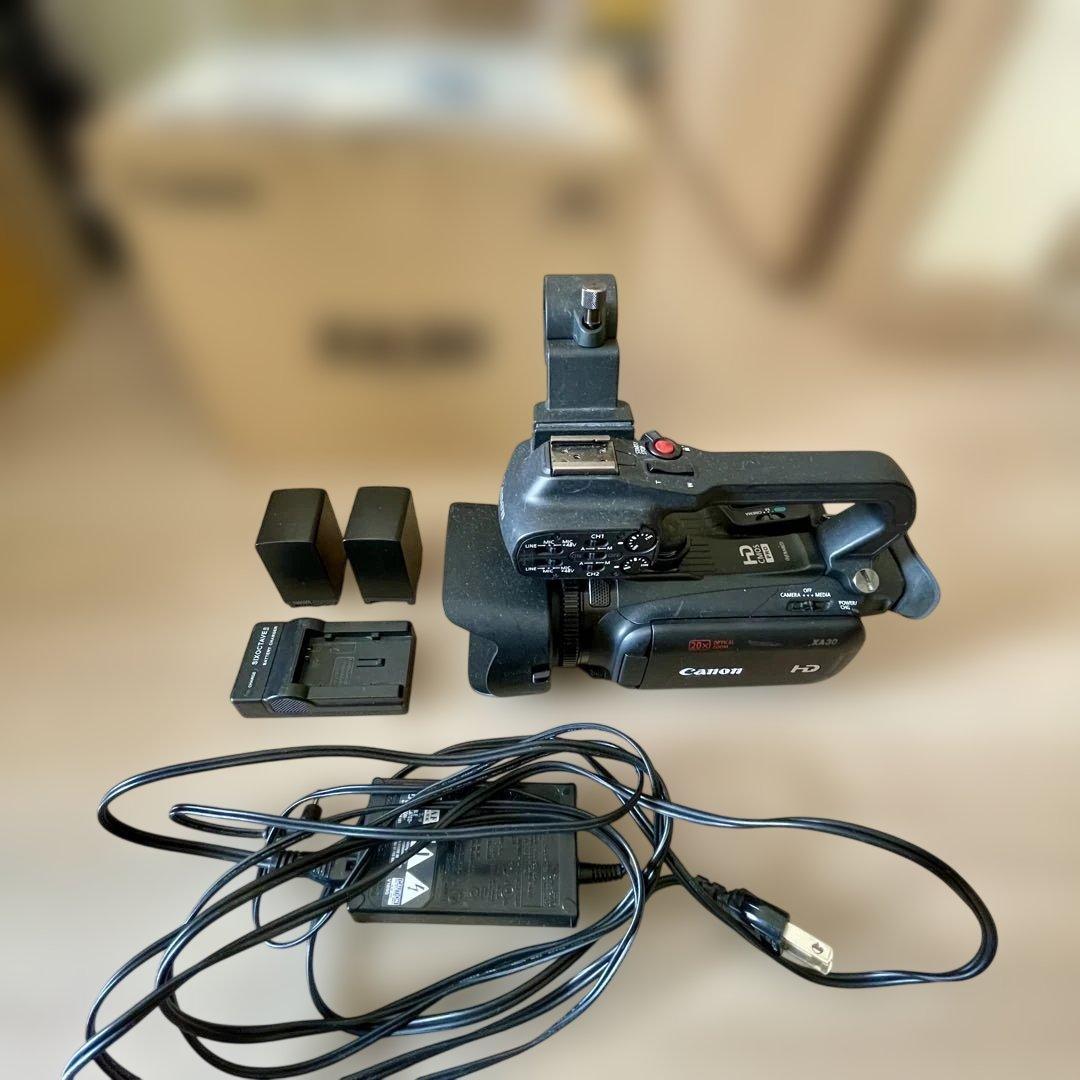 Canon XA30 ビデオカメラ （ジャンク）