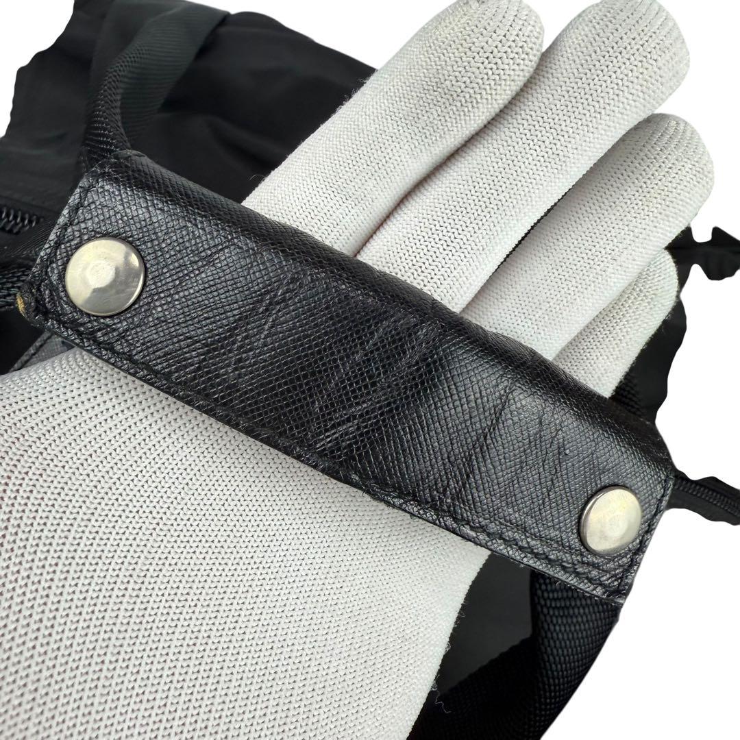 【美品】PRADA プラダ 大容量ボストンバッグ 三角ロゴ 南京錠 ナイロン 黒