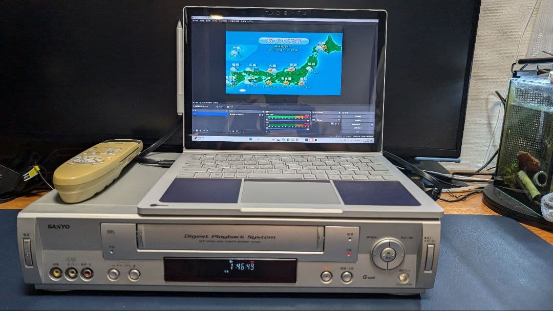 【動作品・確認済】VHSビデオデッキSANYO　VZ-H35G 2004年製