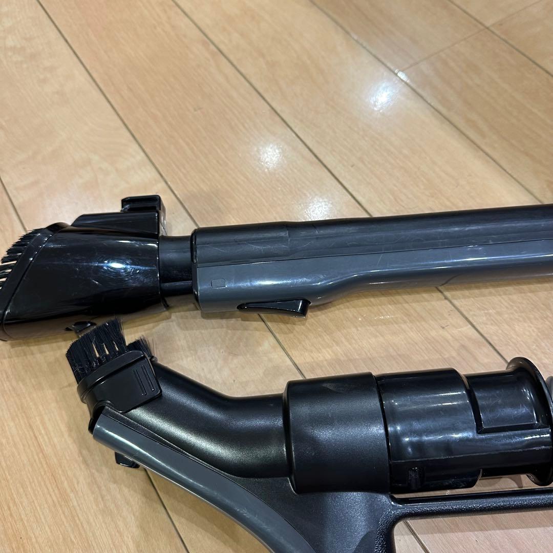 TOSHIBA　サイクロン掃除機　トルネオ　VC-C7(R)　2019年製