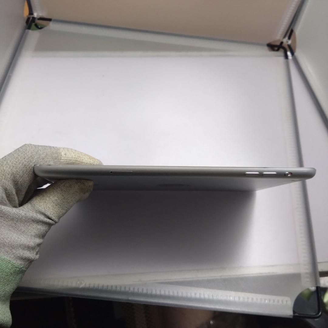 Apple iPad Air2 MGH72J/A　ROM:16GB　動作中古