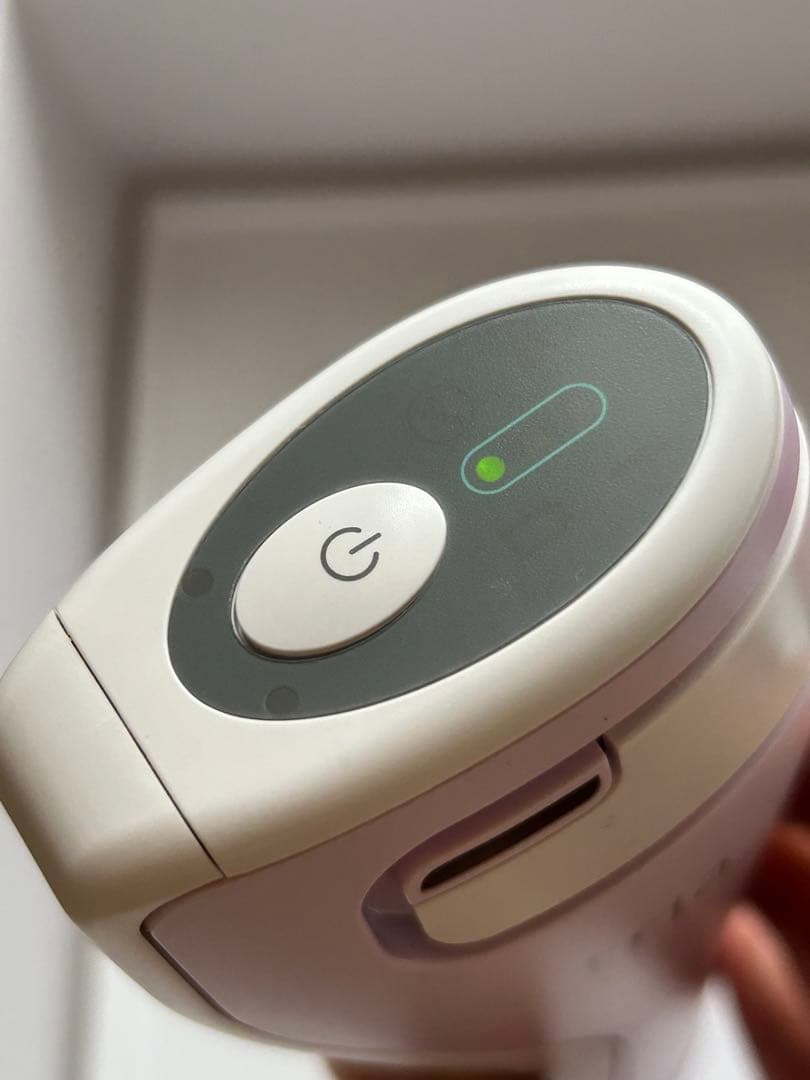 トリア・スキンエイジングケアレーザー【訳あり】