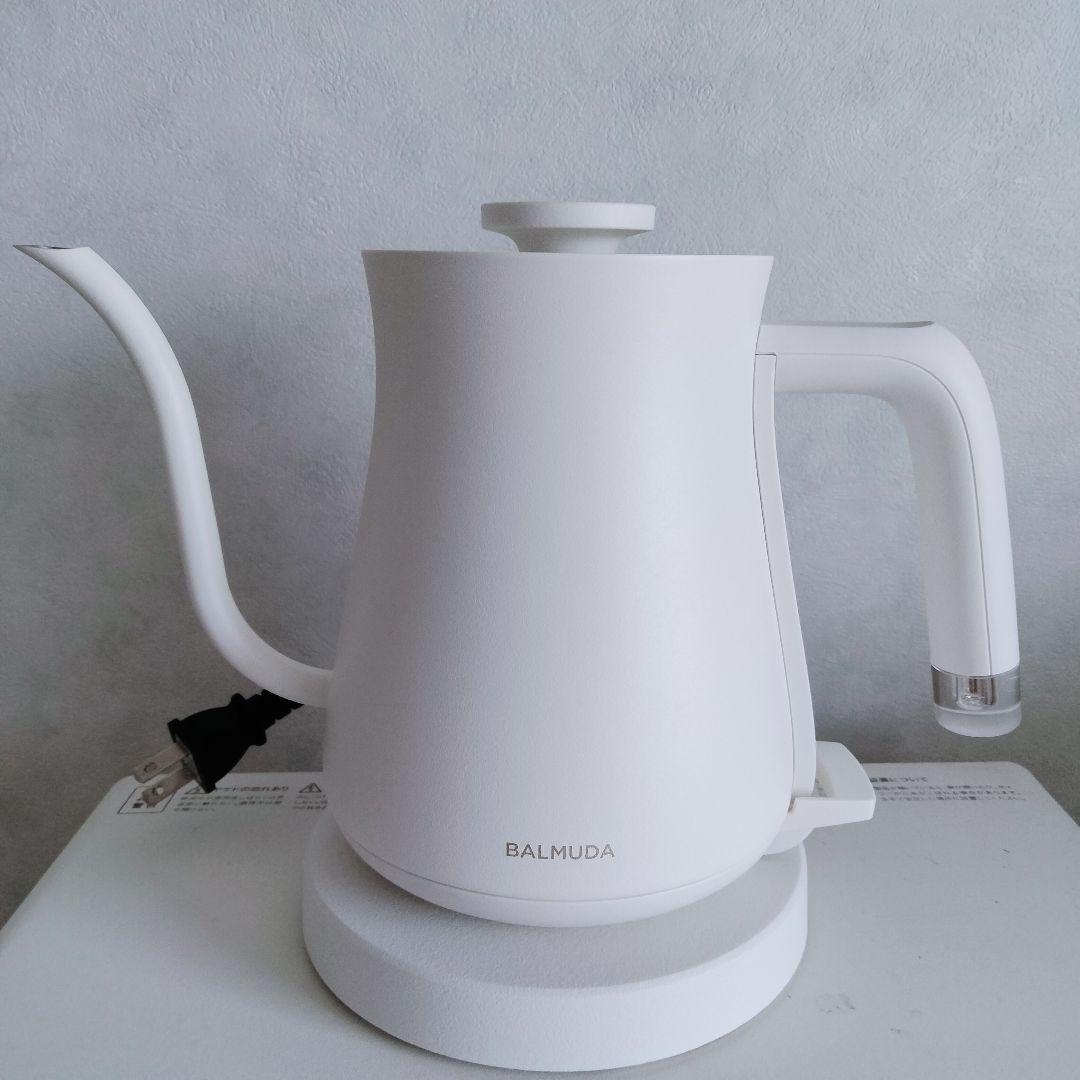 【1度だけ使用】BALMUDA バルミューダ　電気ケトル　ホワイト　618