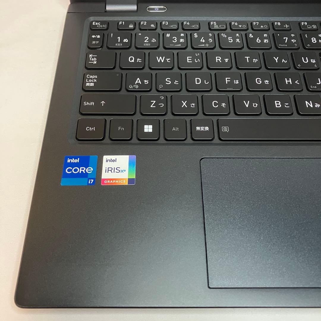 準美品 dynabook G83 第11世代 i7 16GB フルHD オフィス