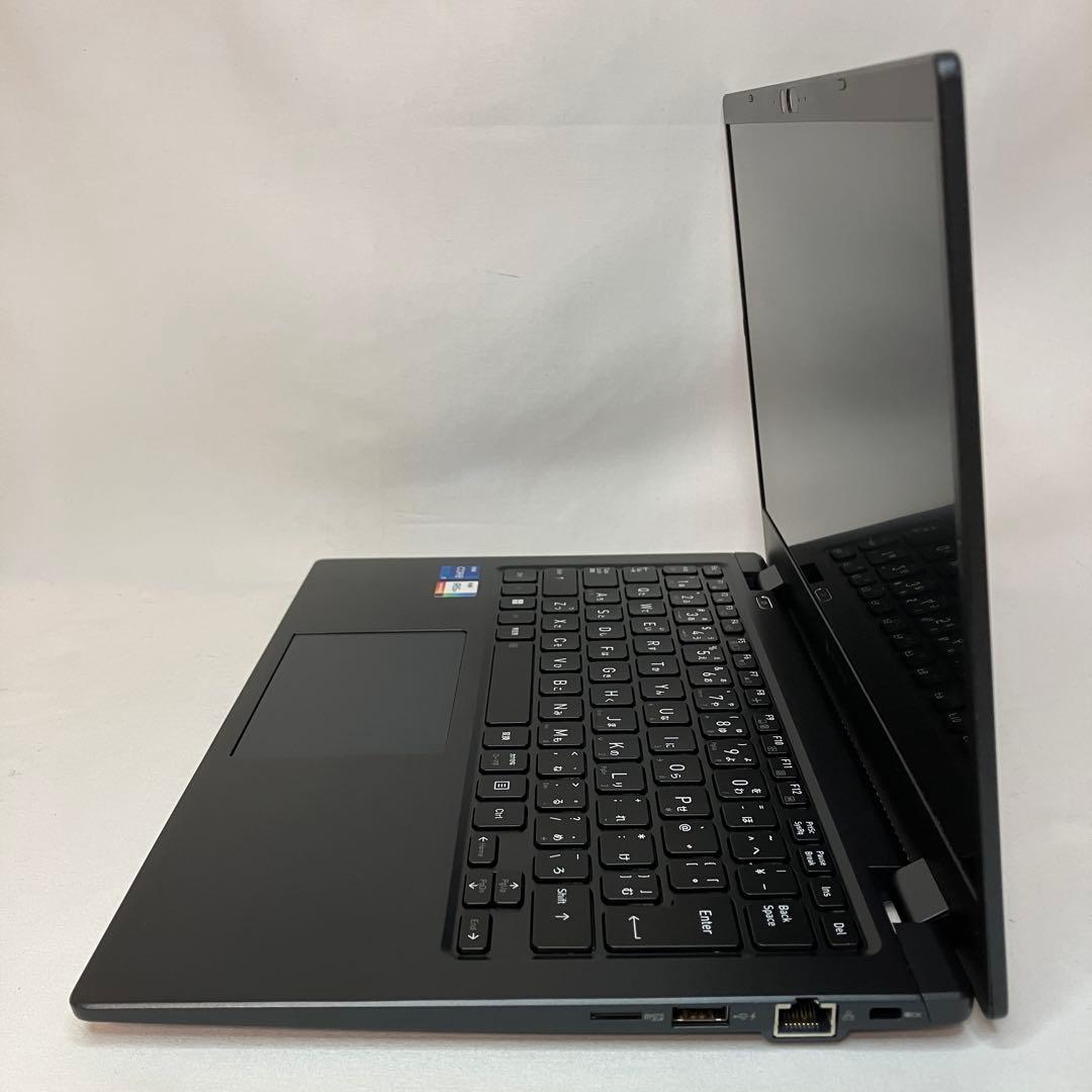 準美品 dynabook G83 第11世代 i7 16GB フルHD オフィス