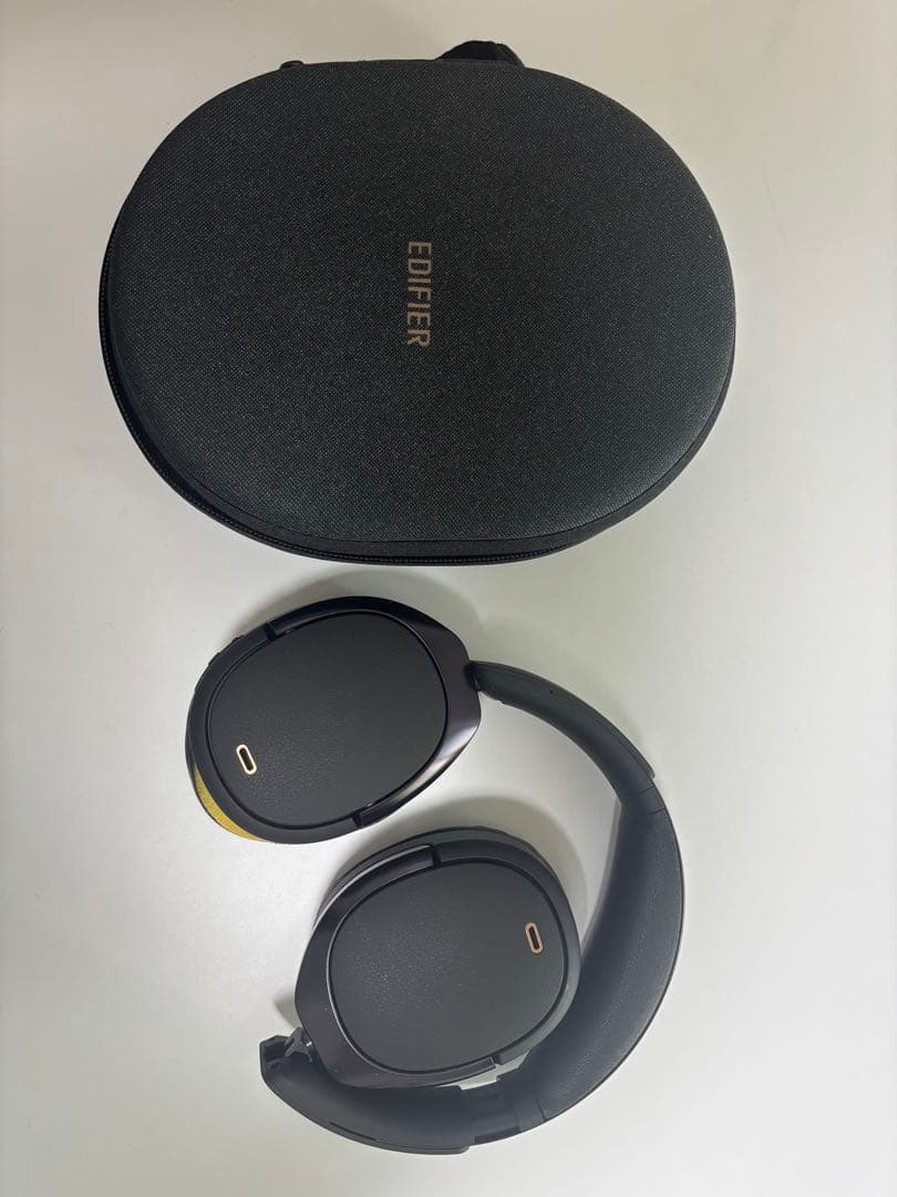 Edifier ワイヤレスヘッドホン キャリングケース付き