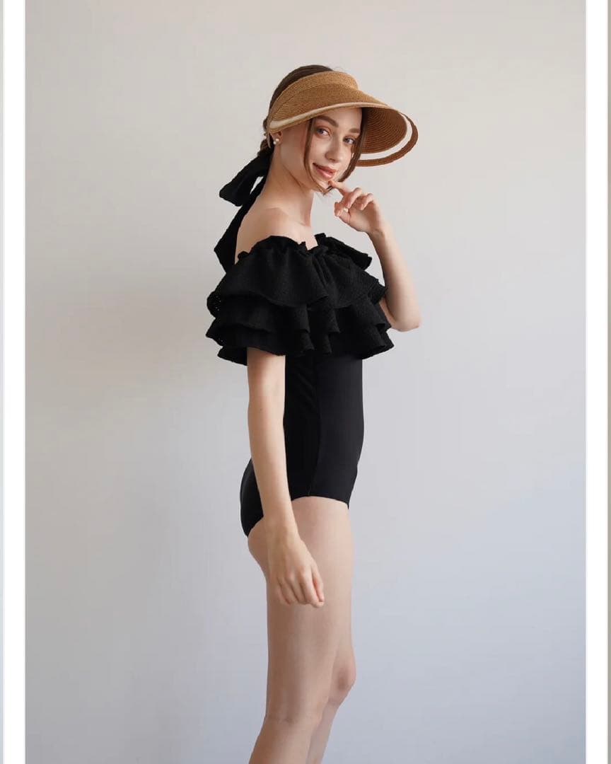 フリルオフショルダー水着 ブラック