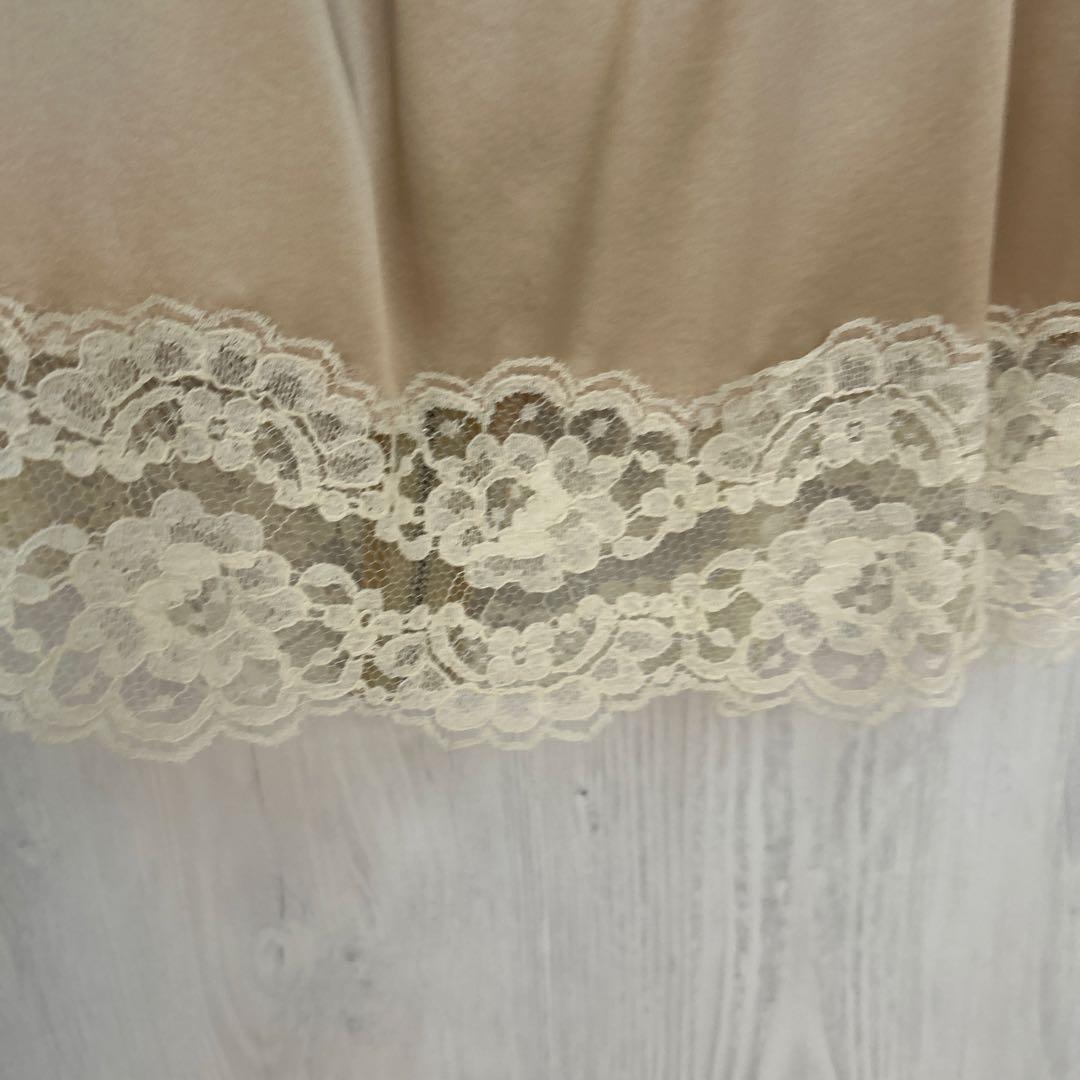 新品未使用　ドルチェアンドガッパーナ　レースキャミソール ベージュ フラワー装飾