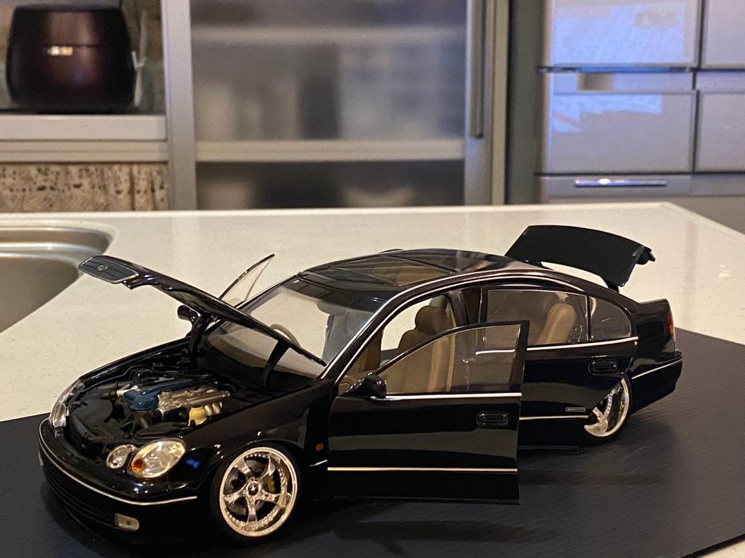1/18 アリスト　スタンス19インチ　 ローダウンカスタム　オートアート