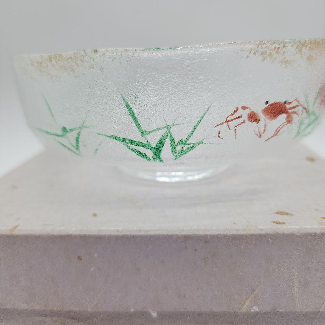 茶道具 【広畑久仁彦】蟹図 ガラス 平茶碗 紙箱 義山 夏茶碗