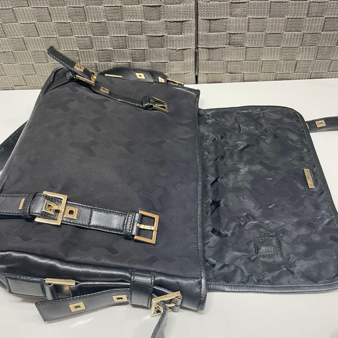 厳*✅様 Yves Saint Laurent メッセンジャーバッグ ブラック