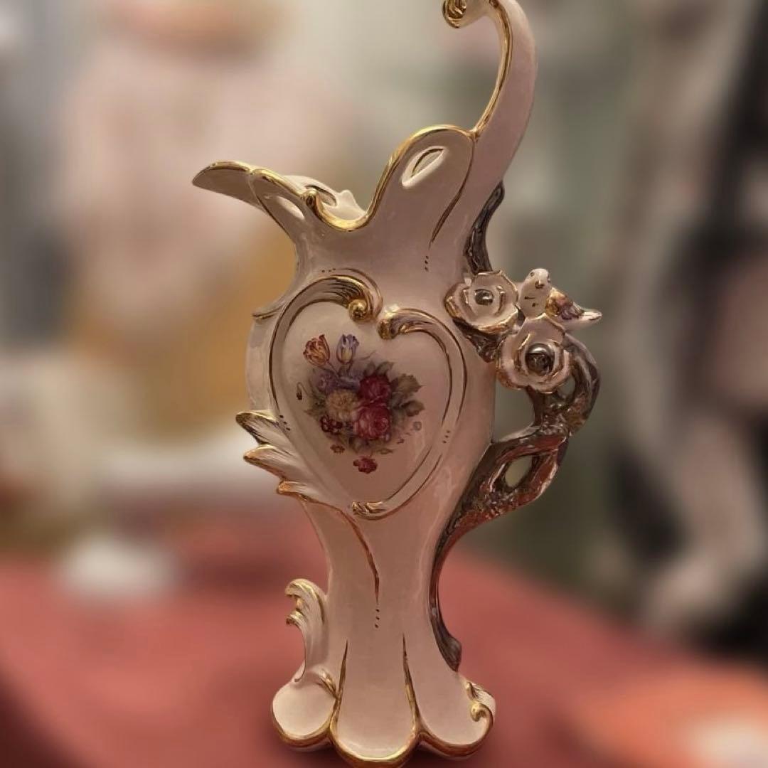 ロココ調ファン必見！ロココ調　ヴィンテージ希少品　薔薇柄花瓶　ヨーロッパ陶器