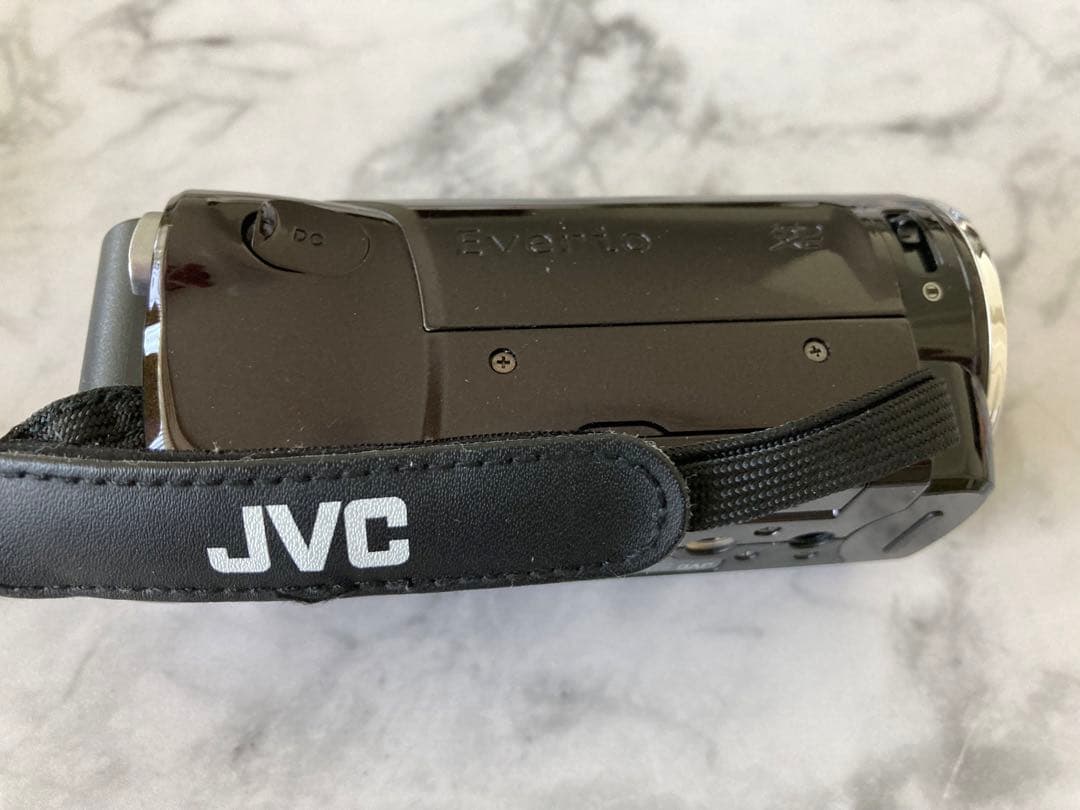JVC Everio GZ-HM670ビデオカメラ