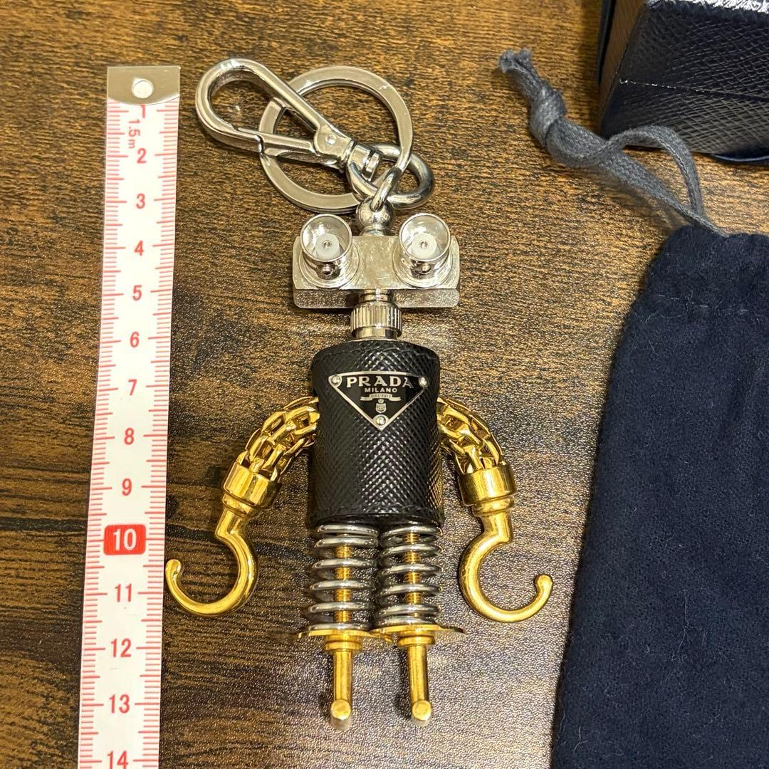 PRADA サフィアーノレザー キーチェーン チャーム ロボット