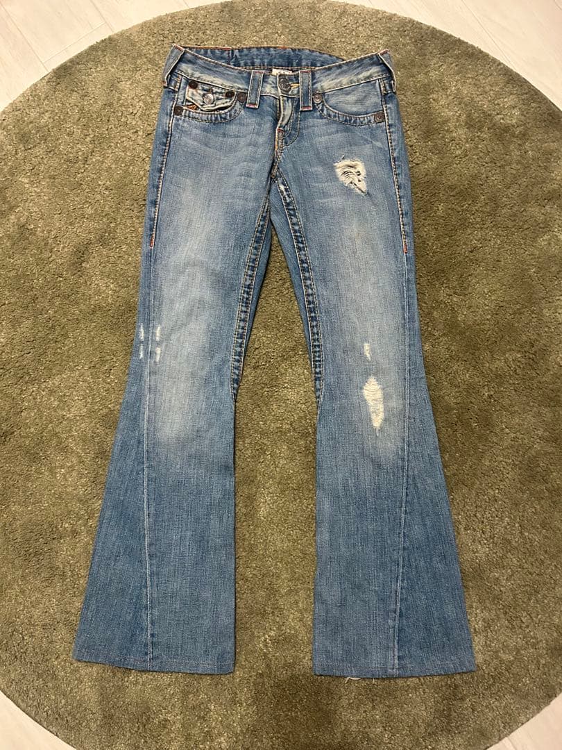 て*ふ様 【希少品】True Religion ブーツカットデニムライトブルー