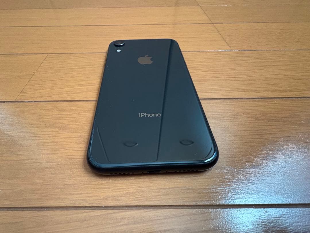 iPhone XR 64GB ブラック SIMフリー