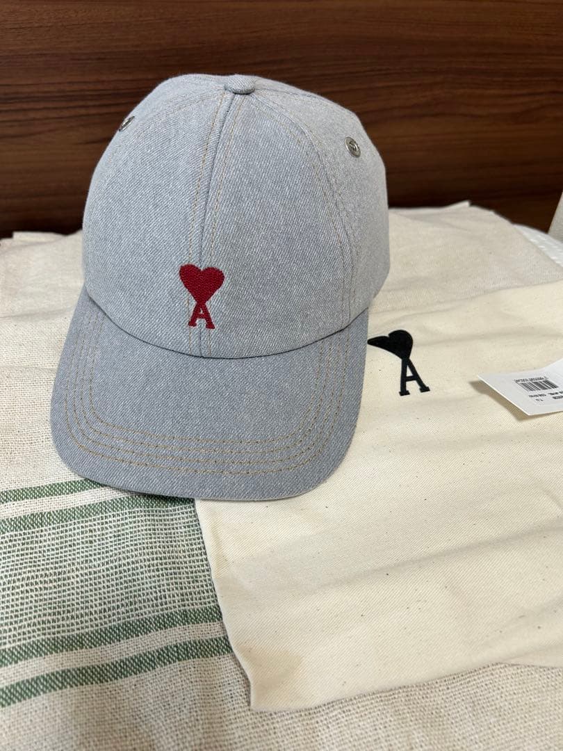 最終価格！アミパリス　ハート刺繍　キャップ