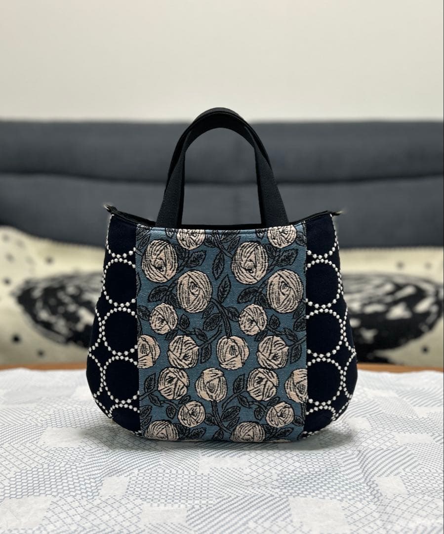 ハンドメイド ミナペルホネン rosy コロりんトート
