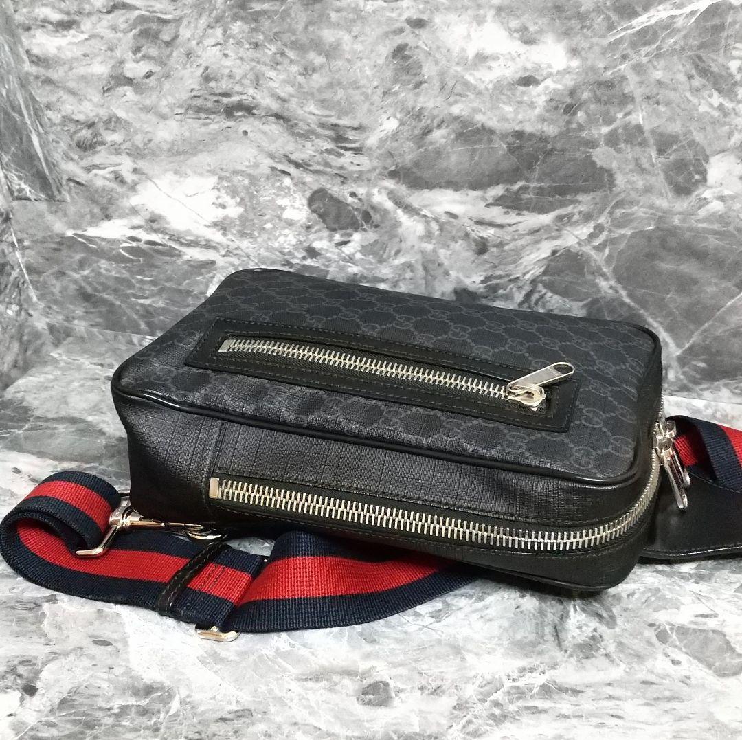 【美品】GUCCI（グッチ）PVCレザーボディバッグ/正規品