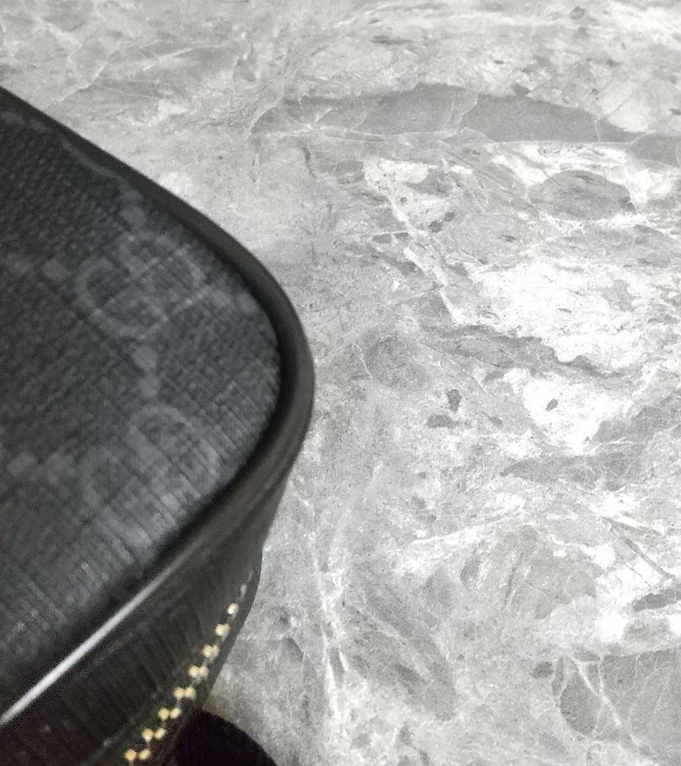 【美品】GUCCI（グッチ）PVCレザーボディバッグ/正規品