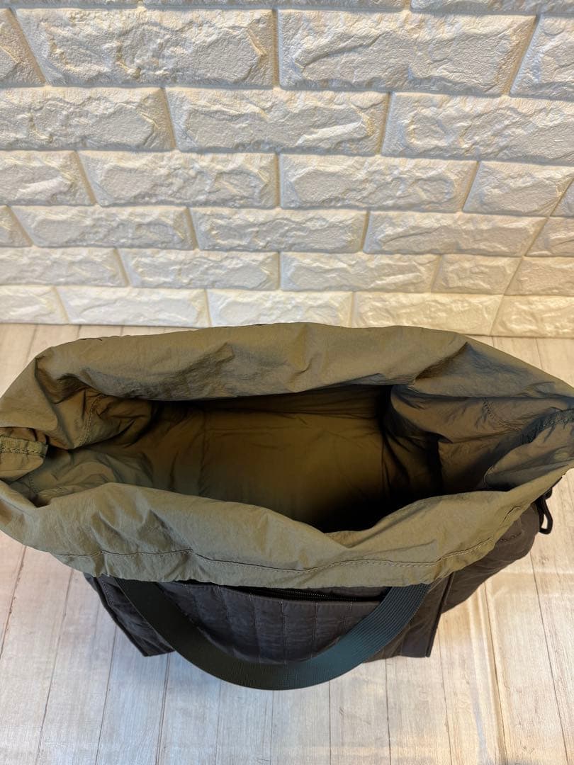 SOLPRESA マザーズバッグ Mサイズ カーキ