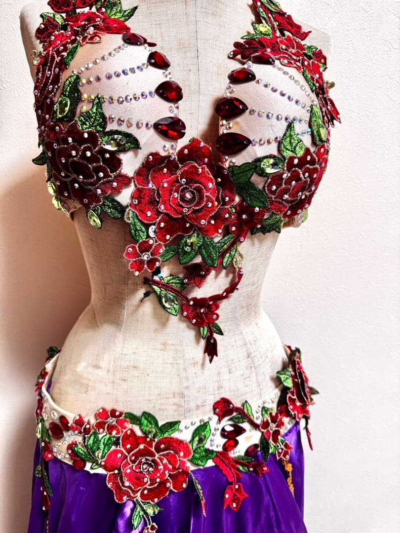 ベリーダンス バラ　衣装　ブラベルト　スカート