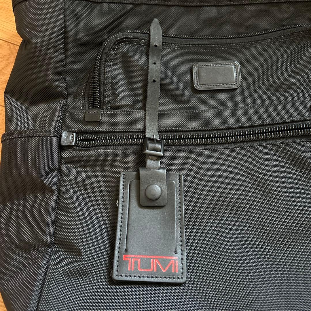 Tumi トートバッグ