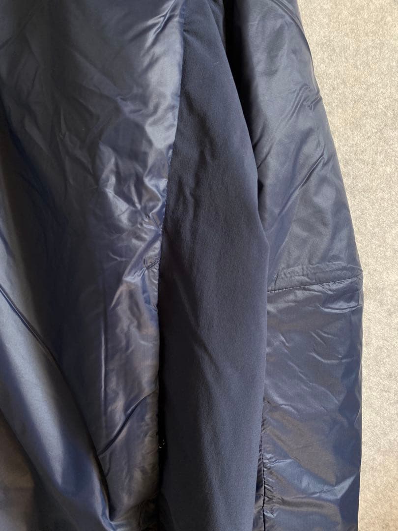 ジャケット・アウター Peak Performance Radiance hood 2025