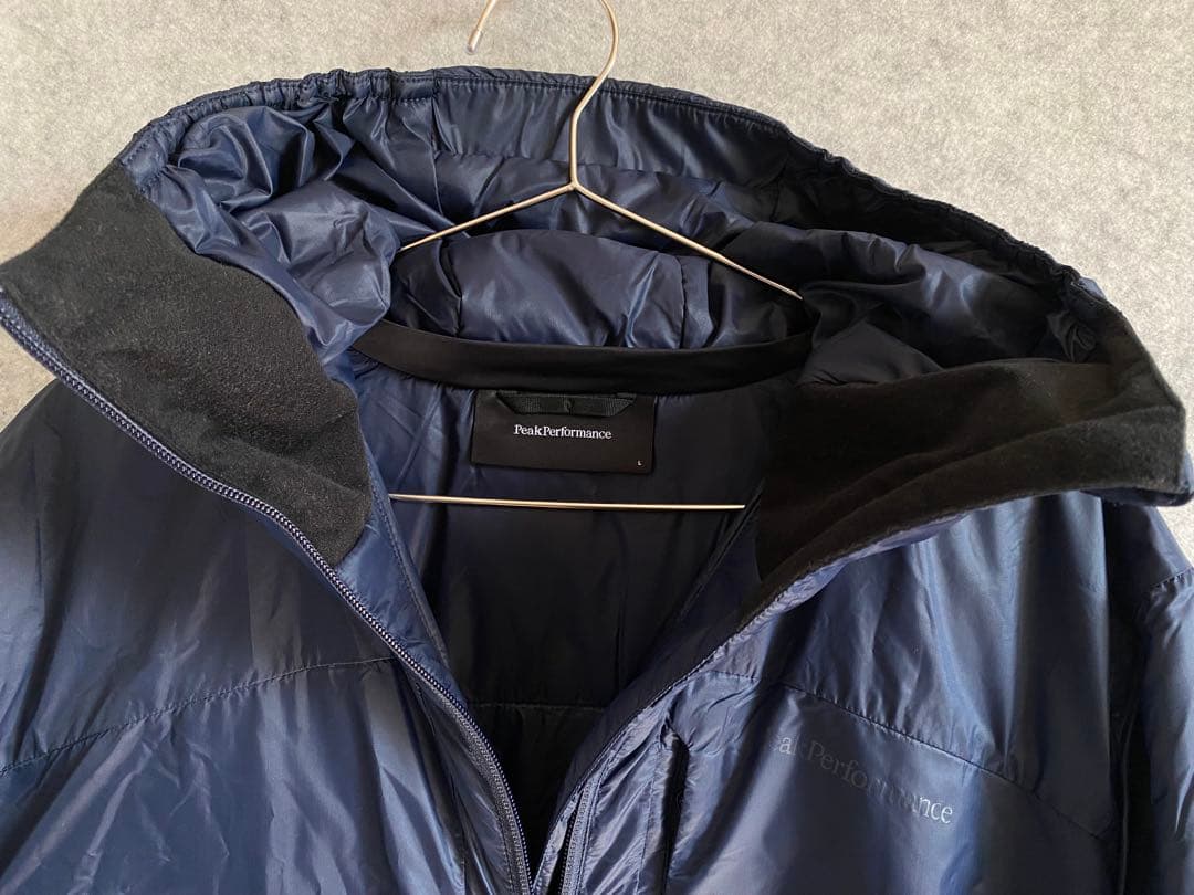 ジャケット・アウター Peak Performance Radiance hood 2025
