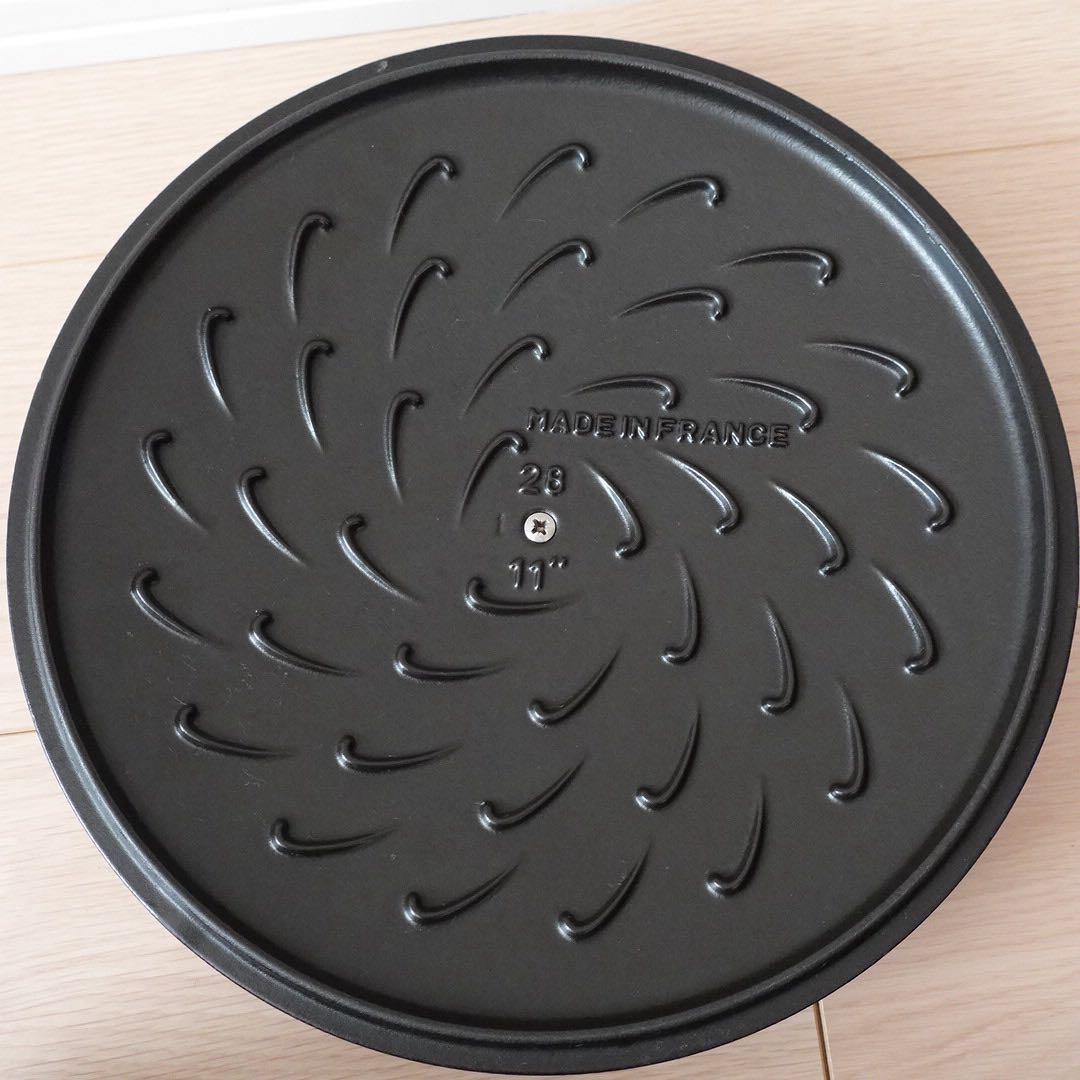 希少 STAUB ストウブ　ブレイザー ソテーパン　28cm　グレナディンレッド