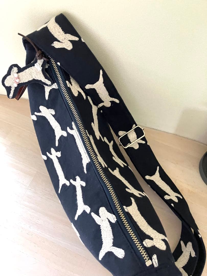 専用になりましたm(_ _)m run run run navyボディバッグ