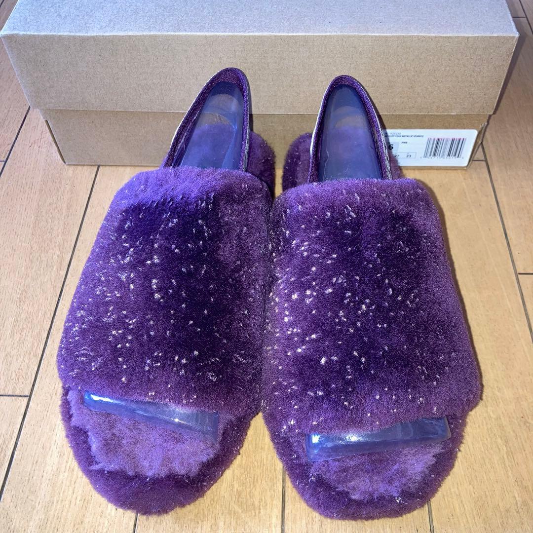✨お値下げ✨UGG Fluff Yeah メタリックスパークル スリッパ