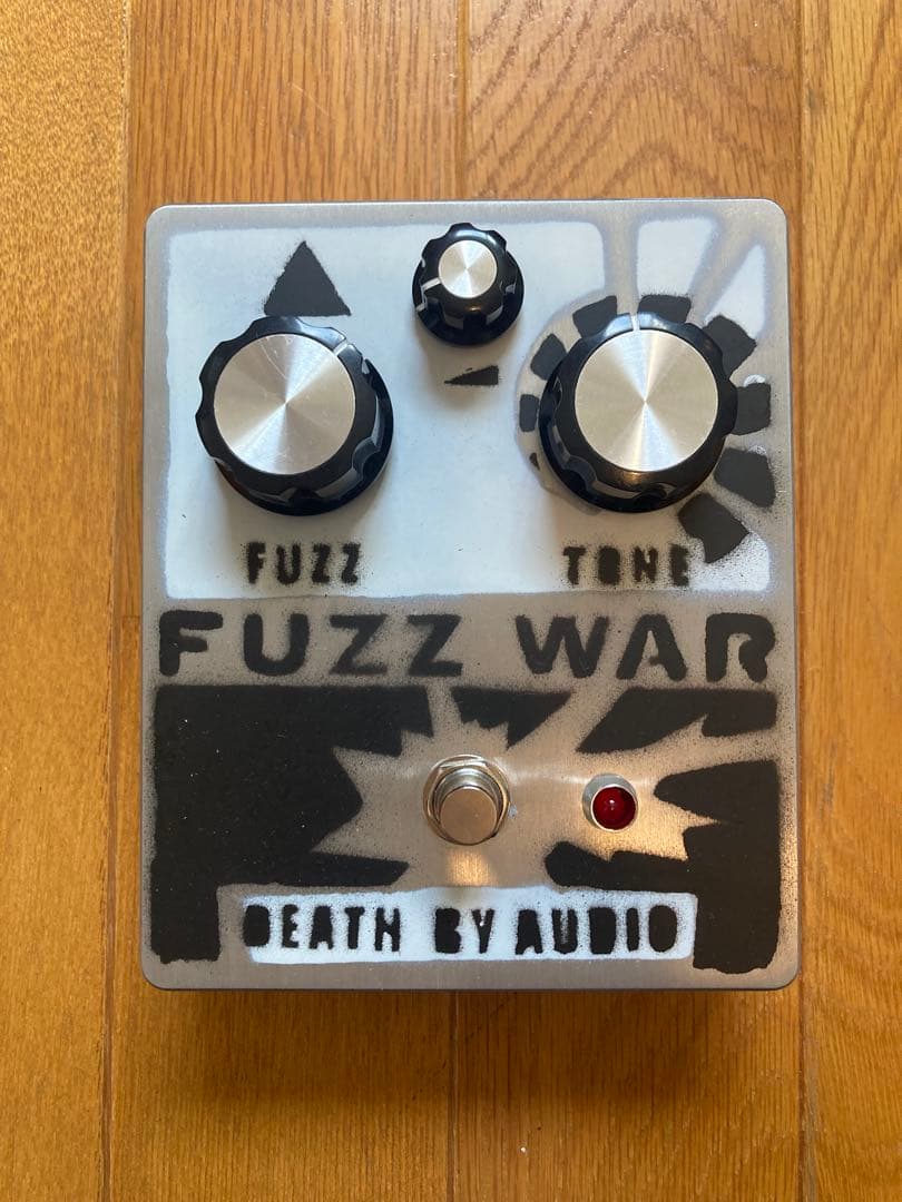 ギター DEATH BY AUDIO FUZZ WAR