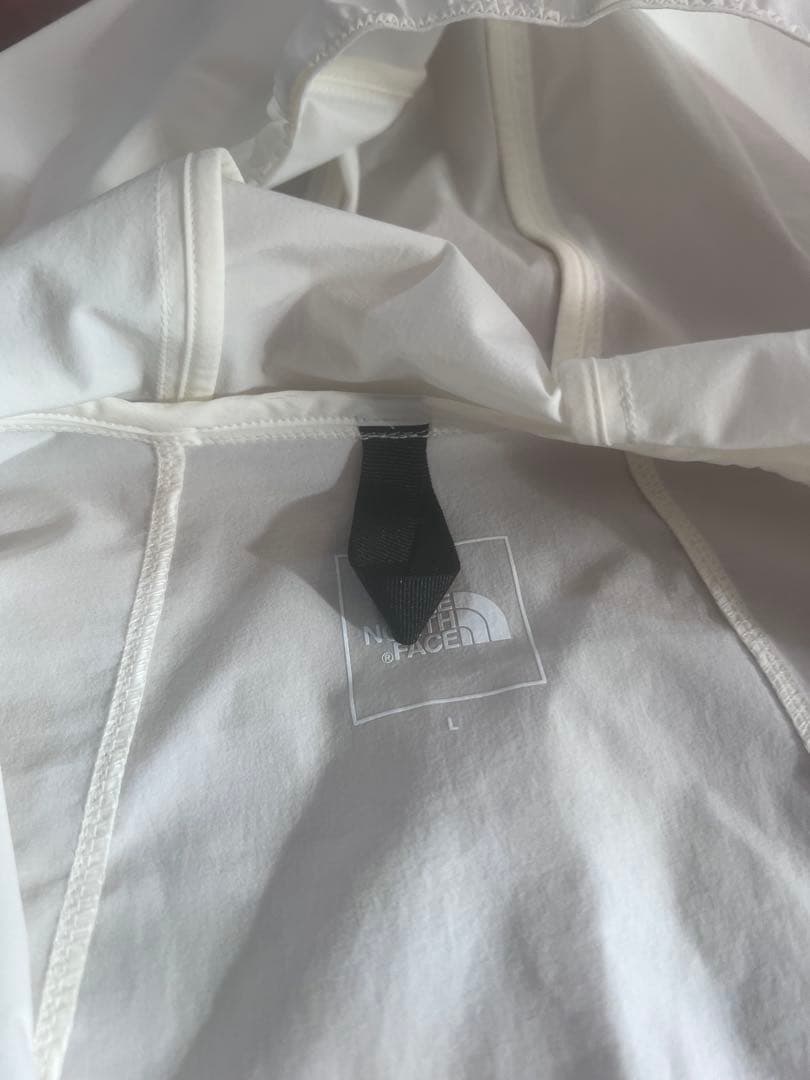 ノースフェイス　マウンテンソフトシェルフーディ　レディースLサイズ　新品タグ付き