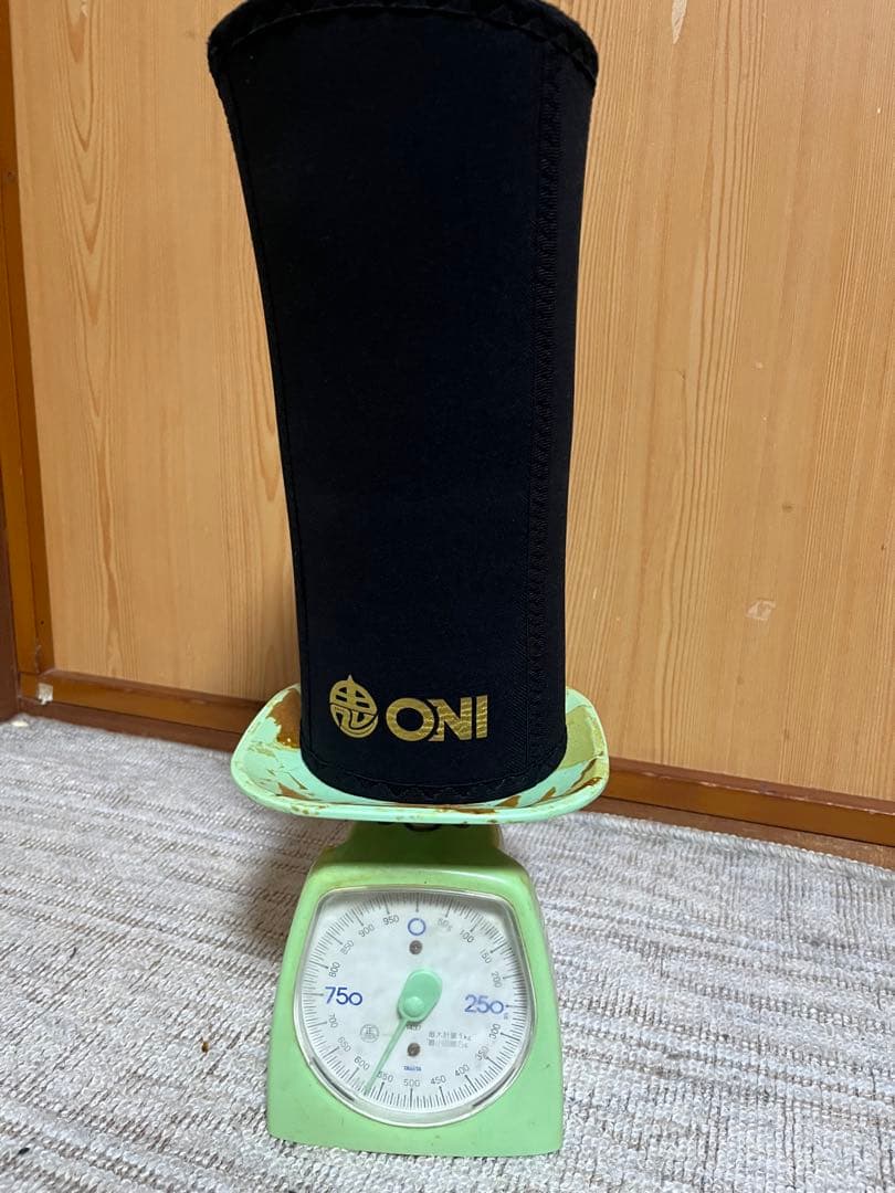 ONI プロ系ニースリーブ S級 Lサイズ 収納袋付き