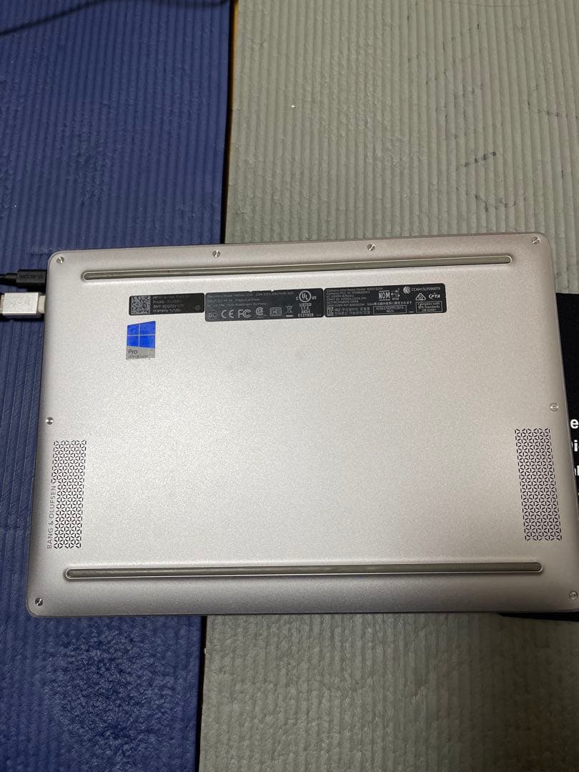 HP Laptop 14インチ シルバー
