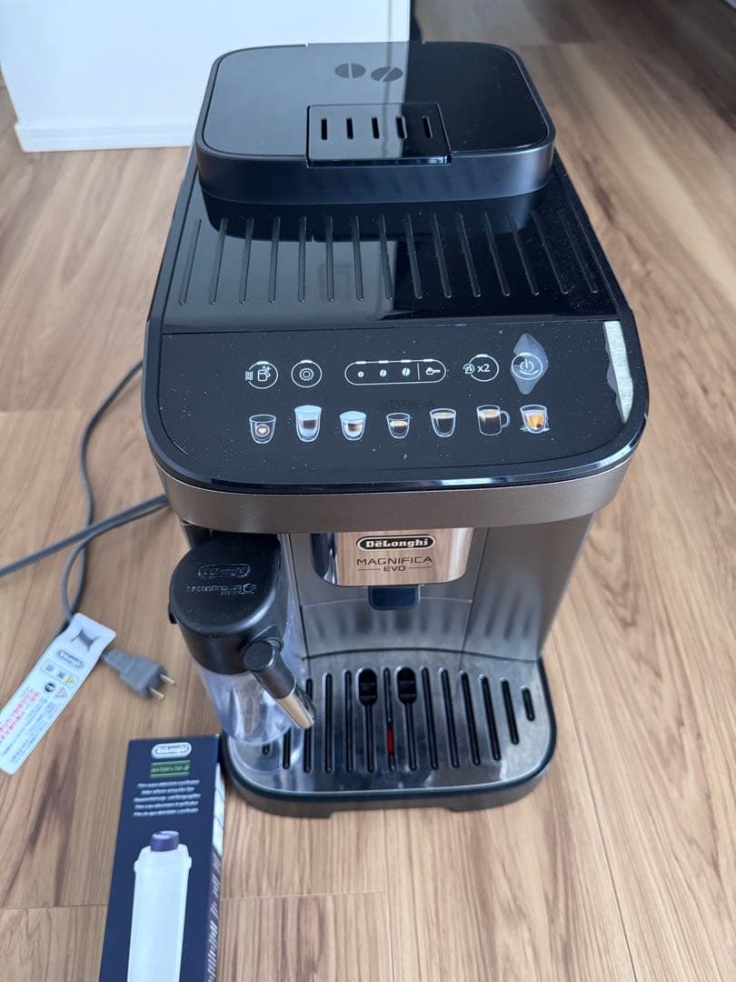 【限定値下】デロンギ　マグニフィカイーヴォ　おまけ付き