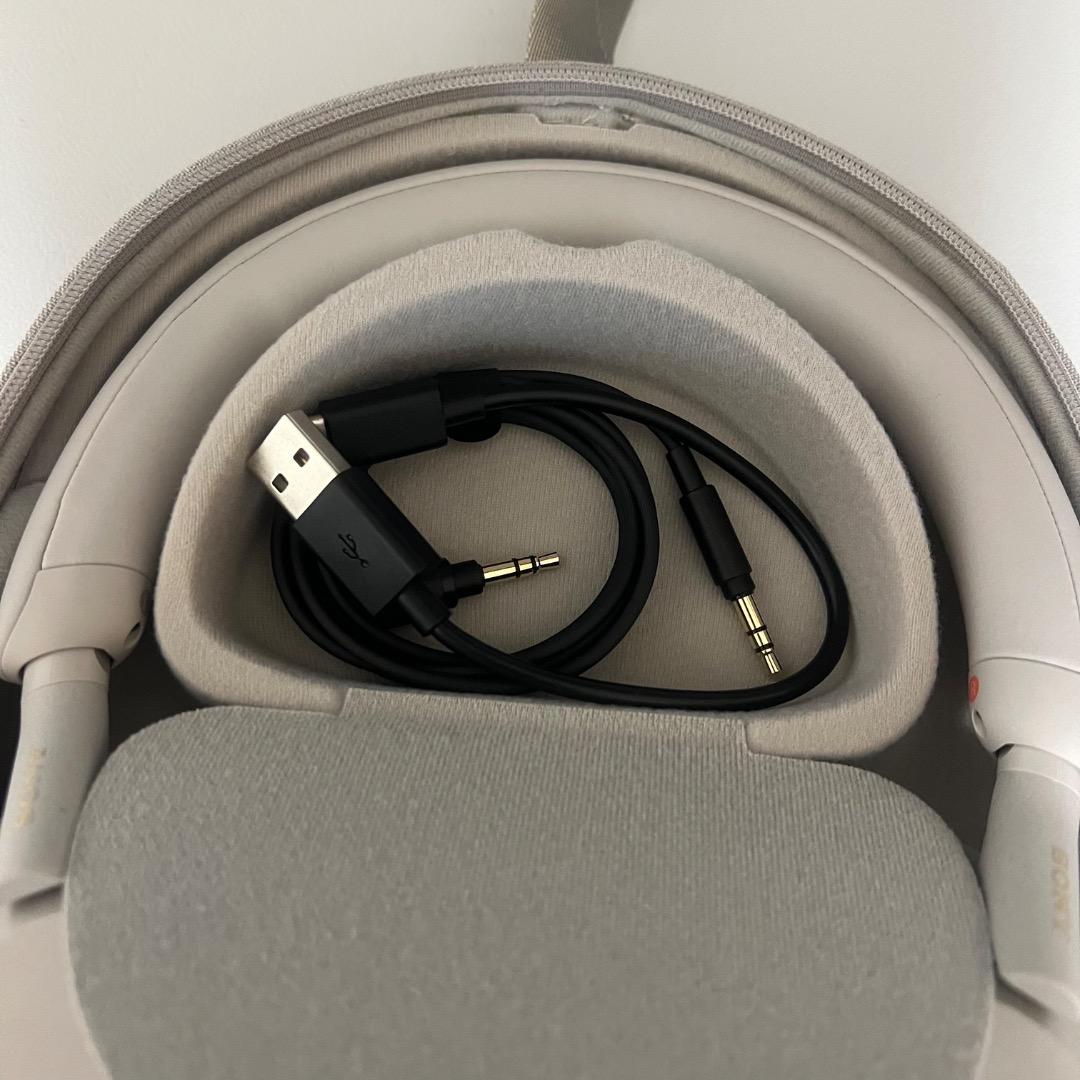 【未使用に近い】SONY ワイヤレスノイズキャンセリングヘッドホン 本体