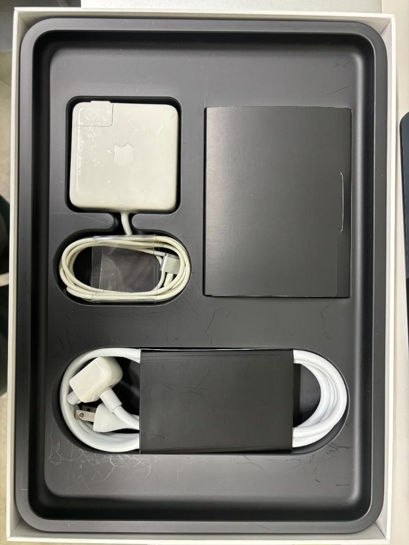 MacBookPro 13インチ MGX82J/A