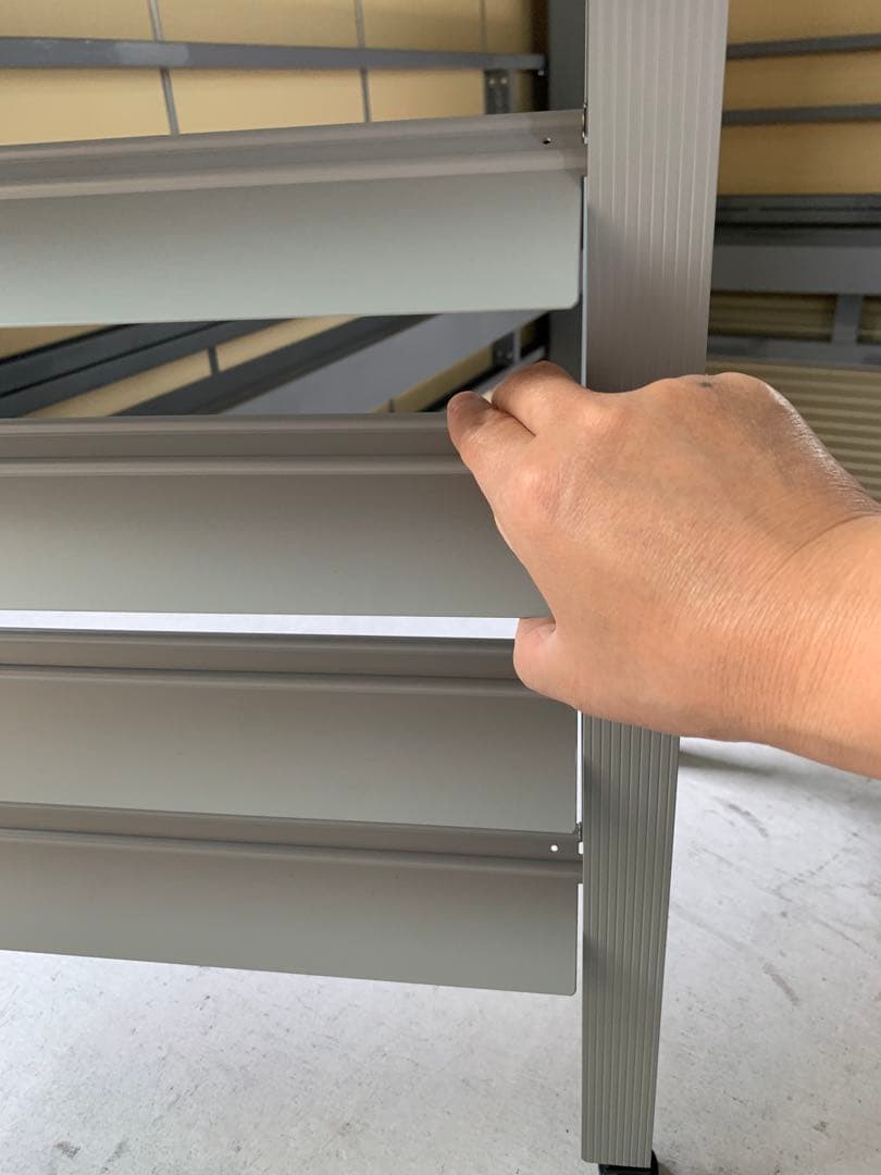 アルミ製 エアコン室外機カバー排気ルーバー方向可調整R-ホワイト