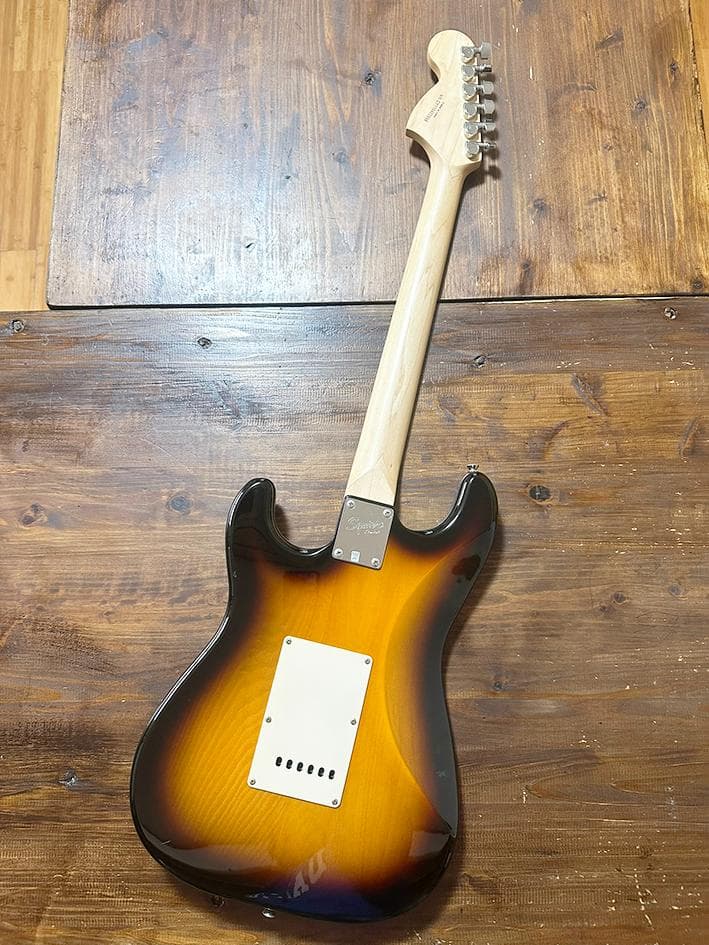 Squire by Fender Affinity ストラト　スクワイヤー