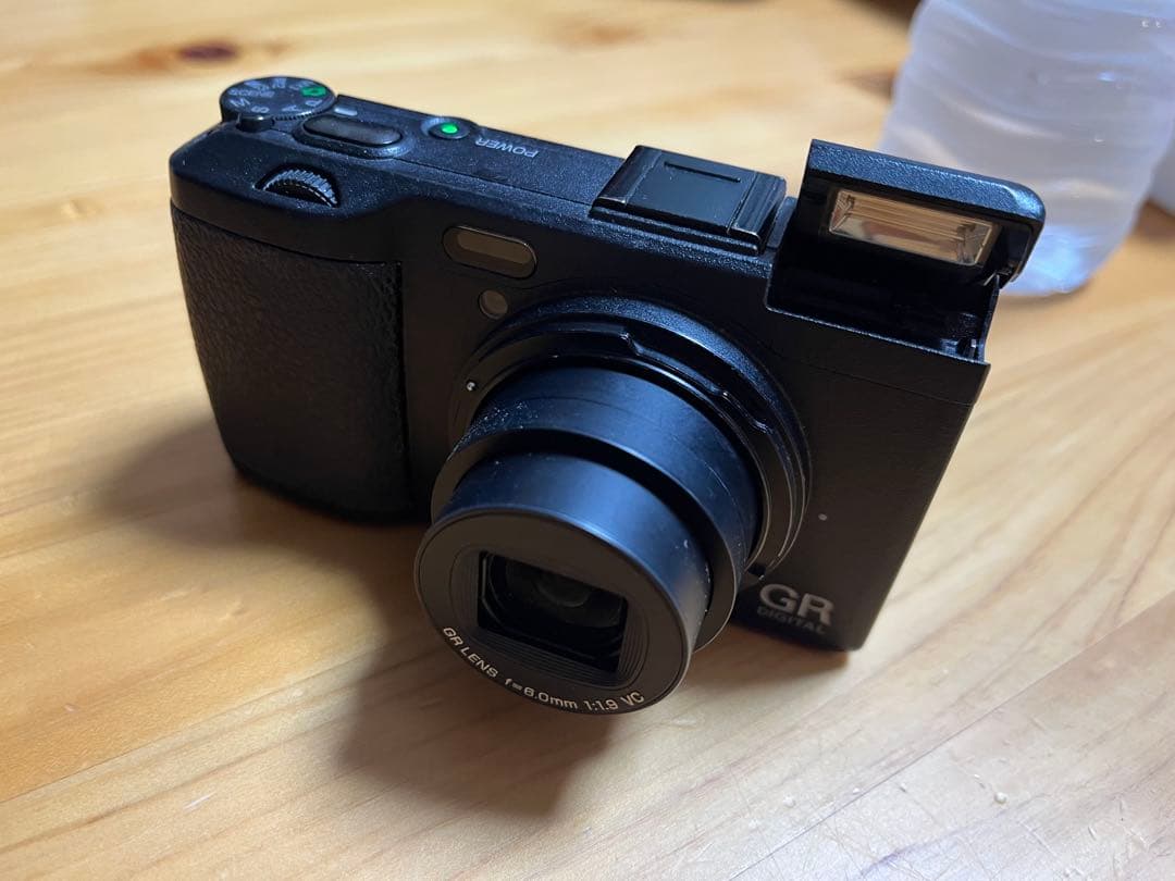 【中古品】RICOH GR DIGITAL IV （箱付き）ショット数5200回