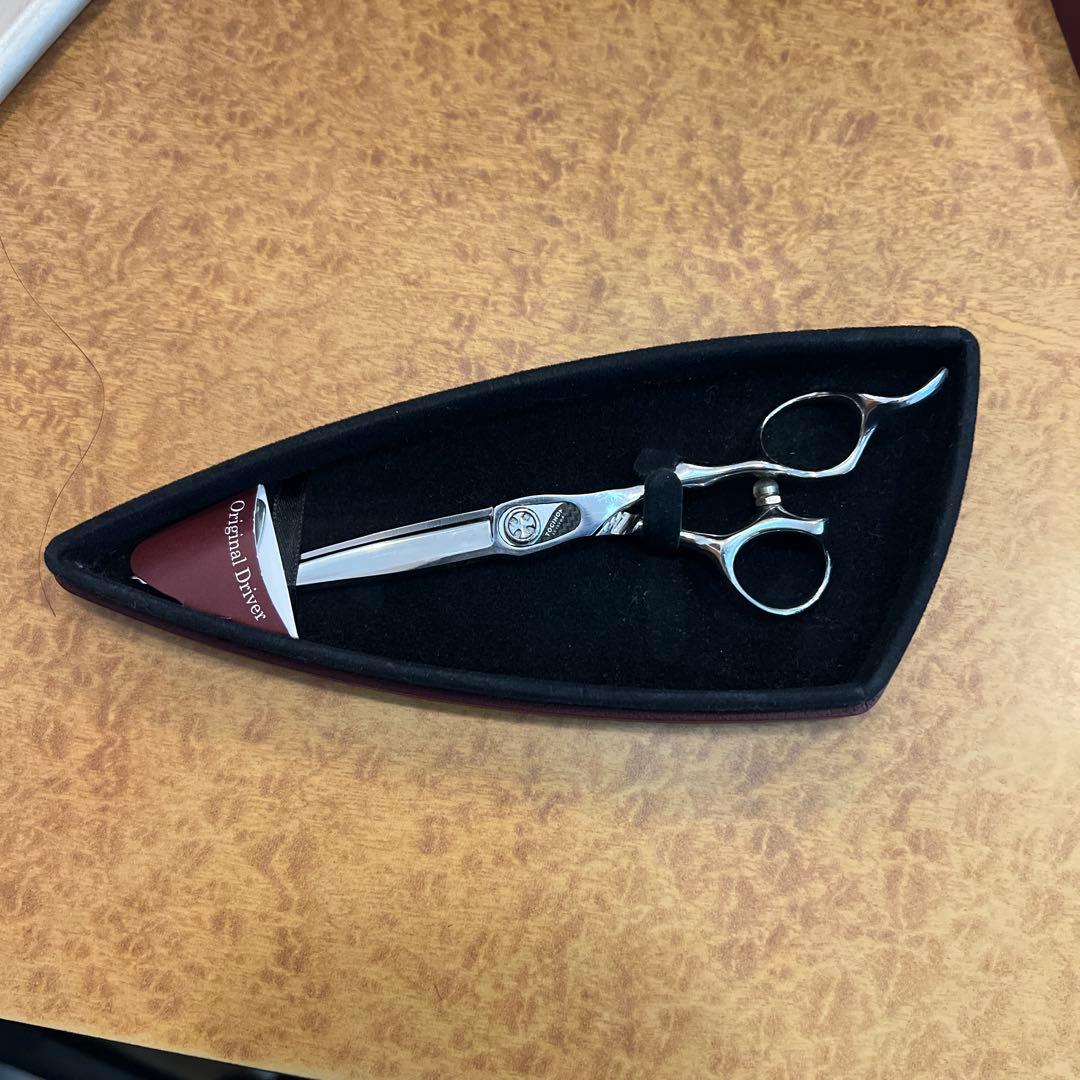 トギノンドクターシザー