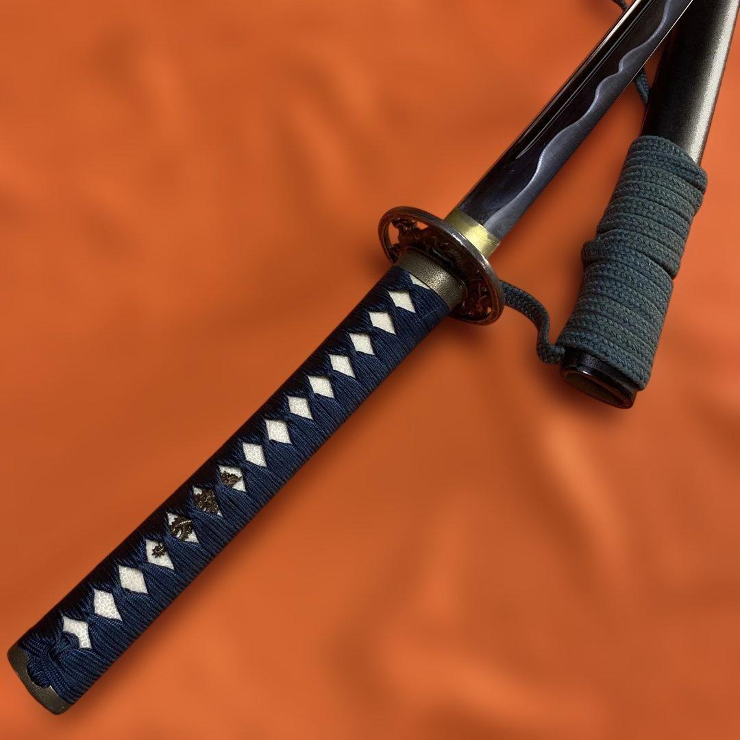 熟練者用高級長尺居合刀 青柄 龍彫透し丸鍔