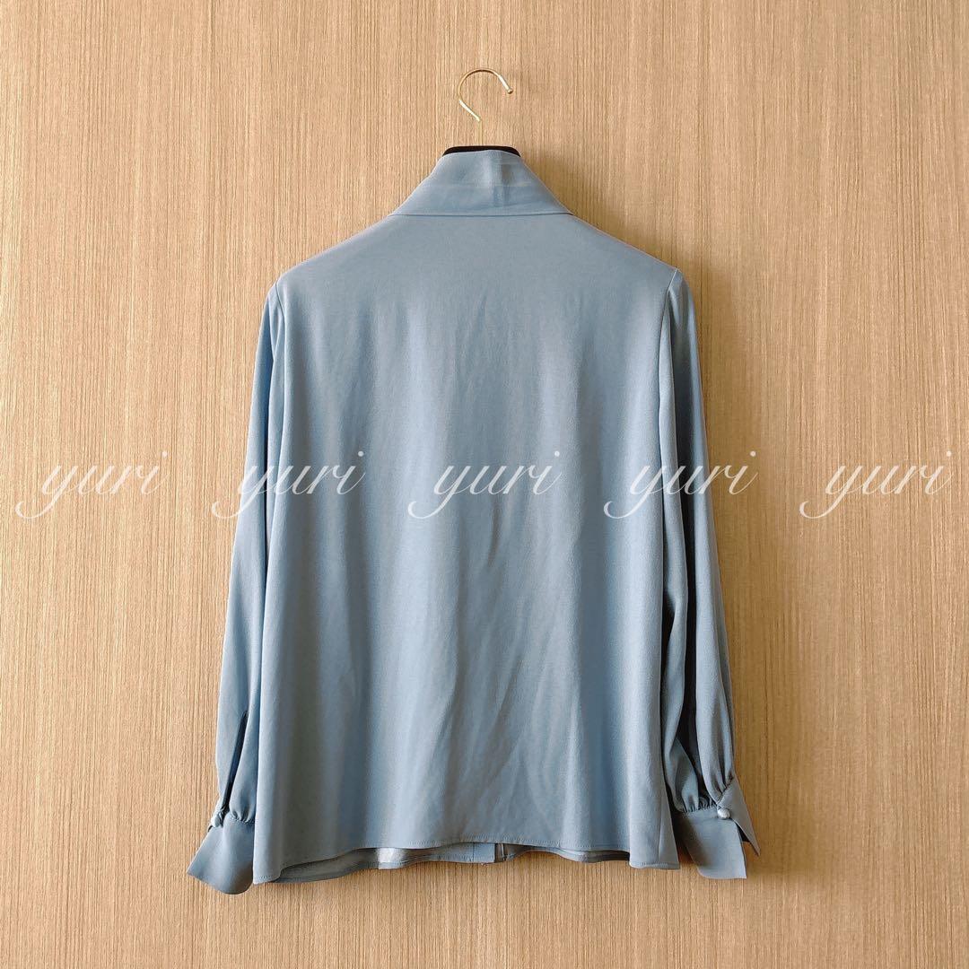 【1252】アナイ　バックサテンボウタイブラウス　くすみブルー　38