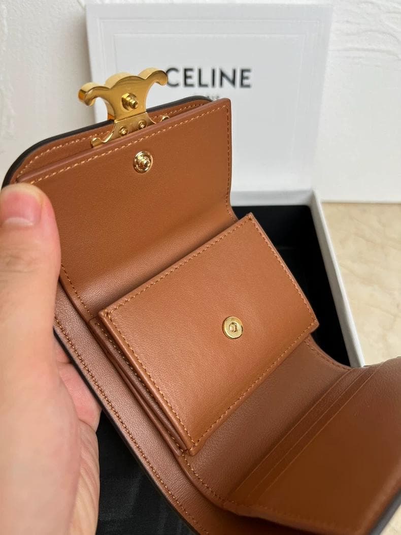 CELINE セリーヌ　ブラウン 三つ折り財布