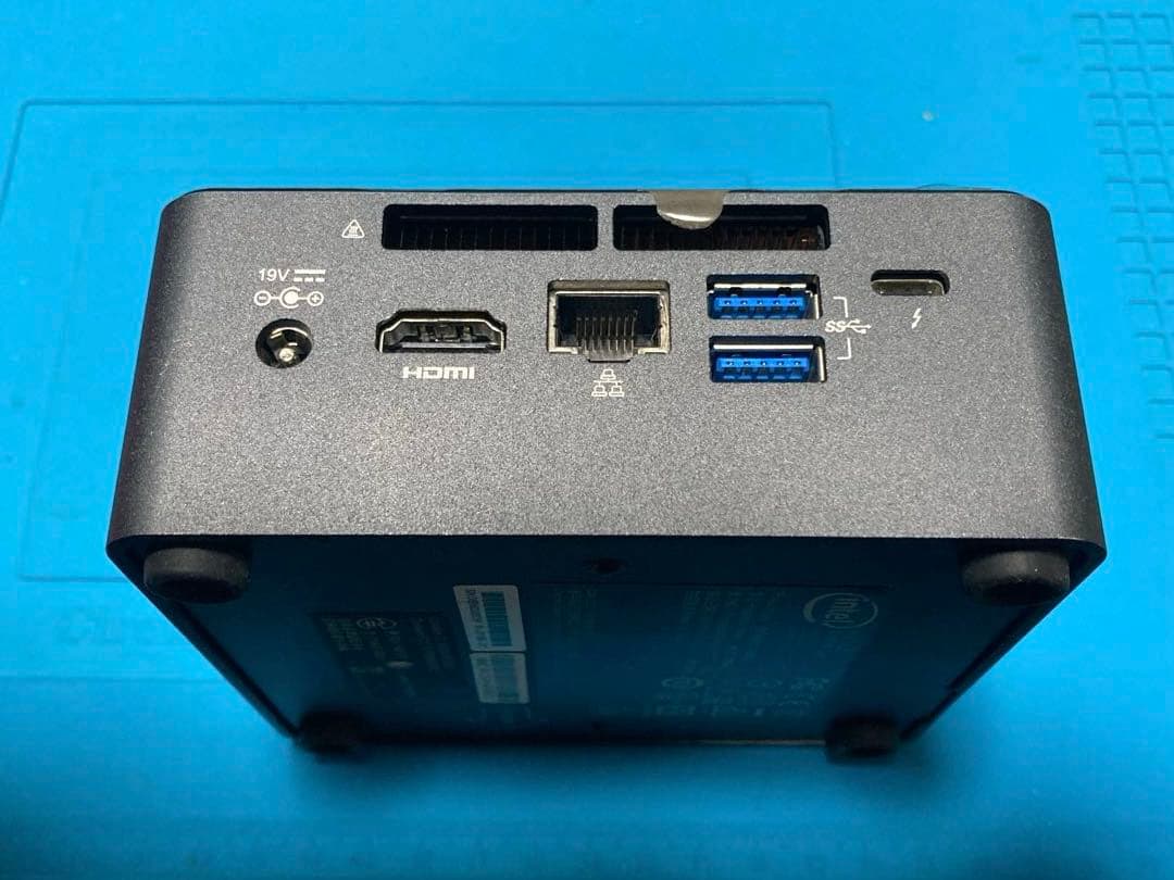 《美品》miniPC　intel NUC7 Core i5　Win11 25H2